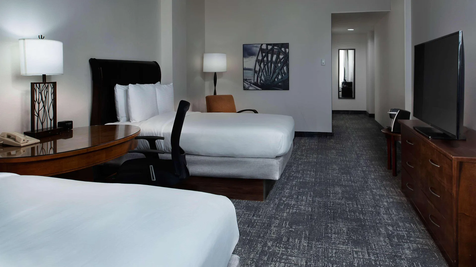 Отель Doubletree By Hilton Memphis Downtown США