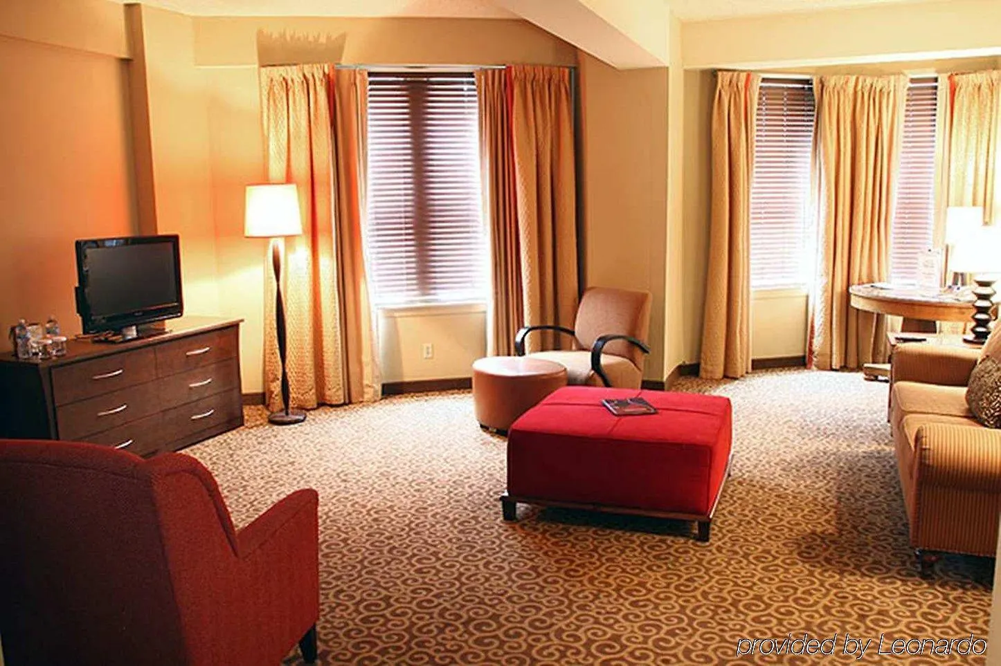 Отель Doubletree By Hilton Memphis Downtown