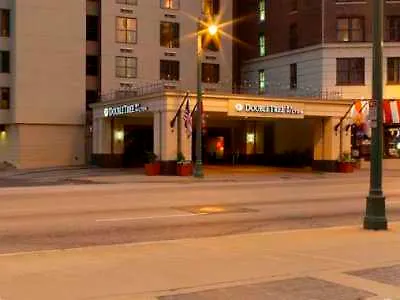 Отель Doubletree By Hilton Memphis Downtown