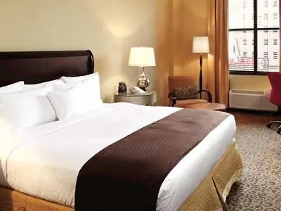 Отель Doubletree By Hilton Memphis Downtown